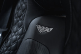 
                                                                                        Voiture
                                                                                         Aston Martin Rapide S Shadow Edition V12 6.0 574