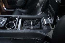 
                                                                                        Voiture
                                                                                         Aston Martin Rapide S V12 6.0 560