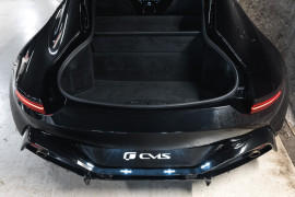 
                                                                                        Voiture
                                                                                         Aston Martin V8 Vantage (II) V8 4.0 510