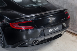 
                                                                                        Voiture
                                                                                         Aston Martin Vanquish
