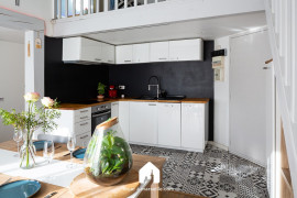 
                                                                                        Location
                                                                                         Atelier du Monde