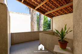 
                                                                                        Location
                                                                                         Atelier du Monde