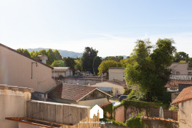 
                                                                                        Location
                                                                                         Atelier du Monde