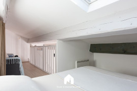 
                                                                                        Location
                                                                                         Atelier du Monde