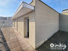 
                                                                                        Vente
                                                                                         Attique rare 57 m² + 49 m² terrasse triple expo
