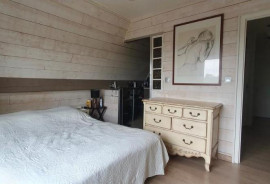 Vente
                                                                                Atypique / belles prestations / 0 travaux / 15mn centre vill