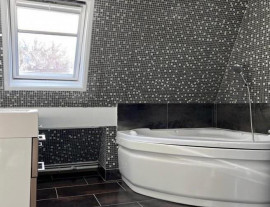 Vente
                                                                                Atypique / belles prestations / 0 travaux / 15mn centre vill