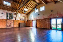 Vente
AUDE DOMAINE EVENEMENTIEL MARIAGES LAC 6,5 HA
