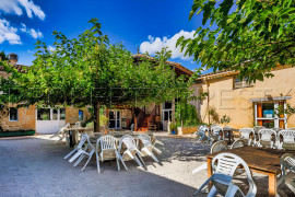 Vente
AUDE DOMAINE EVENEMENTIEL MARIAGES LAC 6,5 HA