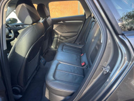 
                                                                                        Voiture
                                                                                         Audi A3 1.4 TFSI CoD SE Sportback 5dr Petrol S Tronic Euro 6 (s/s) (150 ps)