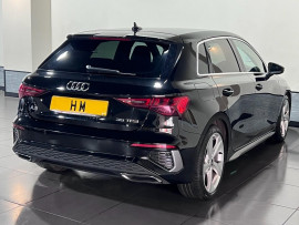 Voiture
                                                                                Audi A3 1.5 TFSI 35 S line Sportback 5dr Petrol Manual Euro 6 (s/s) (150 ps)