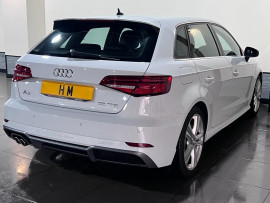 Voiture
                                                                                Audi A3 1.5 TFSI CoD 35 S line Sportback 5dr Petrol Manual Euro 6 (s/s) (150 ps)