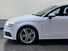 Voiture
                                                                                Audi A3 1.5 TFSI CoD 35 S line Sportback 5dr Petrol Manual Euro 6 (s/s) (150 ps)
