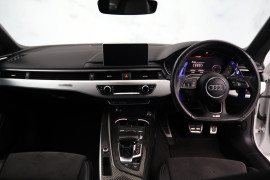 
                                                                                        Voiture
                                                                                         Audi A5 2.0 TDI S line S Tronic quattro Euro 6 (s/s) 2dr