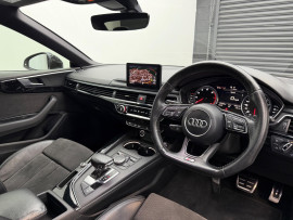 
                                                                                        Voiture
                                                                                         Audi A5 2.0 TFSI S line S Tronic Euro 6 (s/s) 2dr