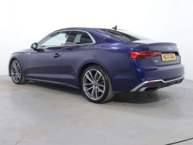 
                                                                                        Voiture
                                                                                         Audi A5