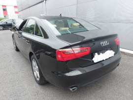 
                                                                                        Voiture
                                                                                         AUDI A6