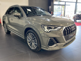 Voiture
Audi Audi Q3 SLINE BUSINESS ÉDITION