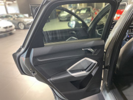 Voiture
Audi Audi Q3 SLINE BUSINESS ÉDITION