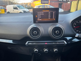 
                                                                                        Voiture
                                                                                         Audi Q2 1.0 TFSI 30 Black Edition SUV 5dr Petrol Manual Euro 6 (s/s) (116 ps) 85K MOT 12/26 FSH ULEZ