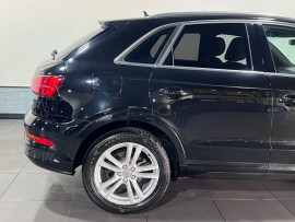 Voiture
                                                                                Audi Q3 1.4 TFSI CoD S line Edition SUV 5dr Petrol S Tronic Euro 6 (s/s) (150 ps)