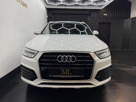 
                                                                                        Voiture
                                                                                         Audi Q3 1.4 TFSI CoD S line Euro 6 (s/s) 5dr (Nav)