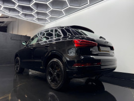 
                                                                                        Voiture
                                                                                         Audi Q3 2.0 TDI S line Edition S Tronic quattro Euro 6 (s/s) 5dr