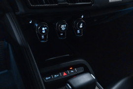 
                                                                                        Voiture
                                                                                         Audi R8 (II.II) V10 Performance