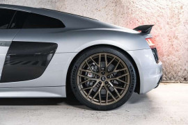 
                                                                                        Voiture
                                                                                         Audi R8 V10 Plus 5.2 FSI 550 Quattro S tronic 7