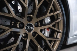 
                                                                                        Voiture
                                                                                         Audi R8 V10 Plus 5.2 FSI 550 Quattro S tronic 7