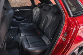 
                                                                                        Voiture
                                                                                         Audi RS3 (II.II) Sportback