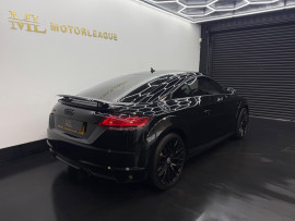 
                                                                                        Voiture
                                                                                         Audi TT 2.0 TFSI S line S Tronic quattro Euro 6 (s/s) 3dr