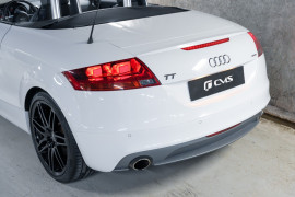
                                                                                        Voiture
                                                                                         Audi TT S-Line V6