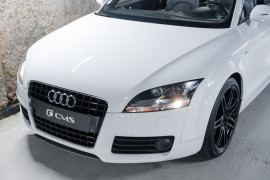 
                                                                                        Voiture
                                                                                         Audi TT S-Line V6