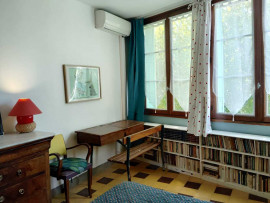 Location
Authentique Maison Avignonnaise