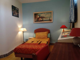 Location
Authentique Maison Avignonnaise