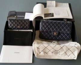 
                                                                        Bagages, sac et accessoires
                                                                         authentique sac main bag chanel cuir +portefeuille