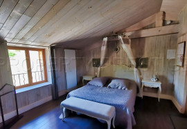 Vente
AUVERGNE ANCIEN MOULIN GITES ET CHAMBRES D’HOTES