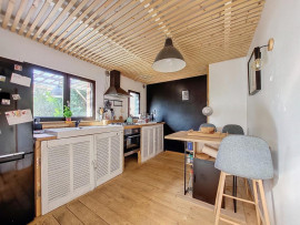 
                                                                                        Vente
                                                                                         AVIGNON Extra Muros - Maison - 112m² habitable - studio indépendant - piscine