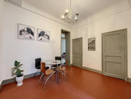 Vente
AVIGNON INTRA MUROS - QUARTIER RASPAIL - APPARTEMENT 3 PIECES 91m²