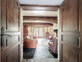 
                                                                                        Vente
                                                                                         Axe GRANVILLE-COUTANCES - Maison anglo-normande avec chambre