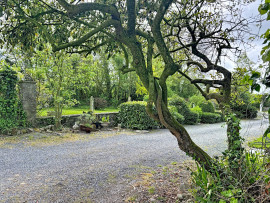 
                                                                                        Vente
                                                                                         Axe GRANVILLE-COUTANCES - Maison anglo-normande avec chambre