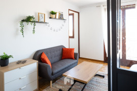
                                                                                        Location
                                                                                         BALCON DE LONGCHAMP - LAM