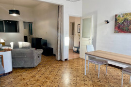 
                                                                                        Location
                                                                                         Balcon Escat