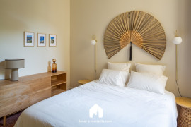 
                                                                                        Location
                                                                                         Bastide Préfecture