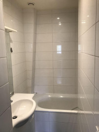 
                                                                                        Location
                                                                                         Beau 2 pièces à Paris 18ème