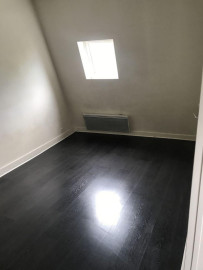
                                                                                        Location
                                                                                         Beau 2 pièces à Paris 18ème