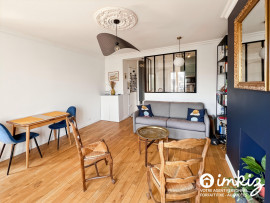 
                                                                                        Vente
                                                                                         Beau 2 pièces dans un immeuble Haussmannien