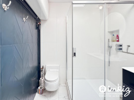 
                                                                                        Vente
                                                                                         Beau 2 pièces dans un immeuble Haussmannien