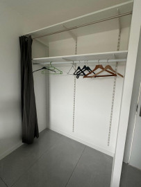 
                                                                                        Location
                                                                                         Beau 2 pièces meublé
Et recent